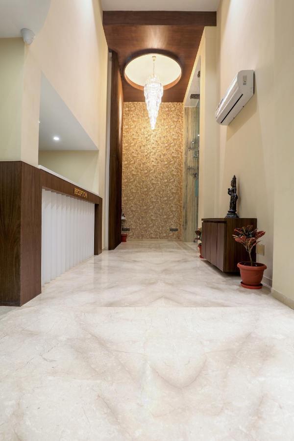 Hotel Kavery Rajkot Extérieur photo