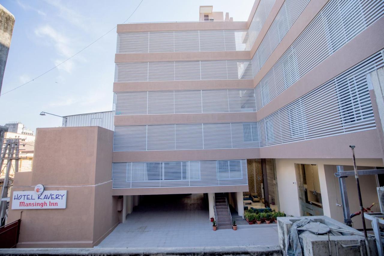 Hotel Kavery Rajkot Extérieur photo
